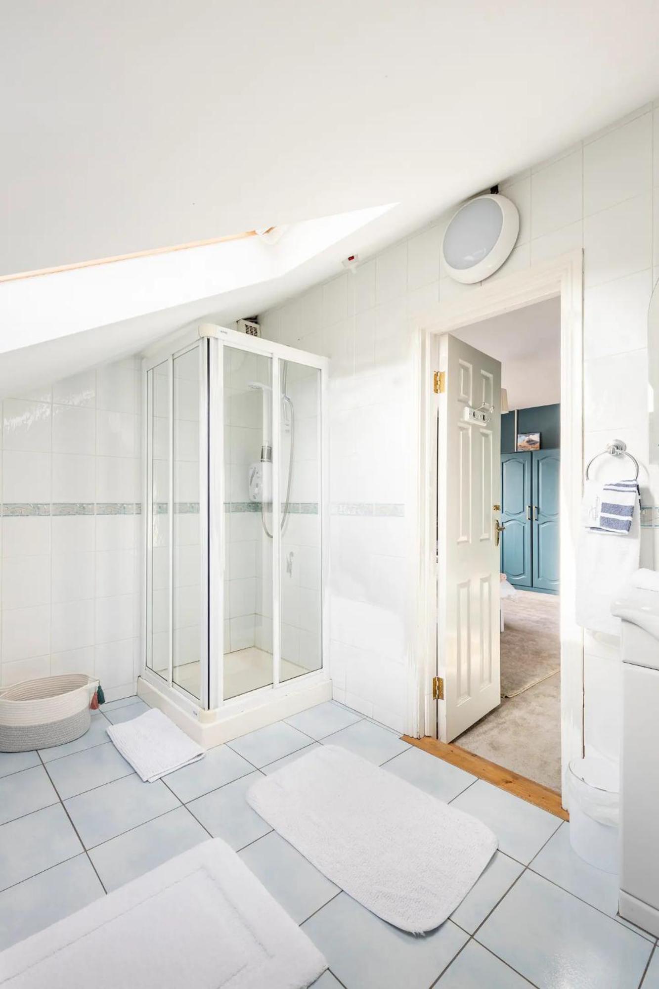 Station Road Homestay 캐슬바 외부 사진